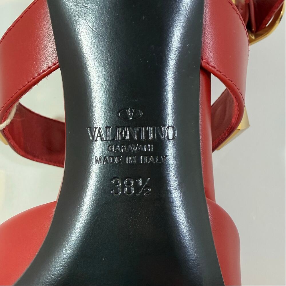 Valentino Garavani Roman Stud Red Pointed Toe Kitten Heel Cage Sandal 8.5 NIB - Picture 3 of 9